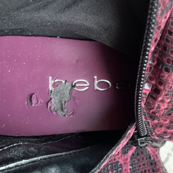 Bebe Purple Skakeskin Pointed Toe Boots - Picture 16 of 16